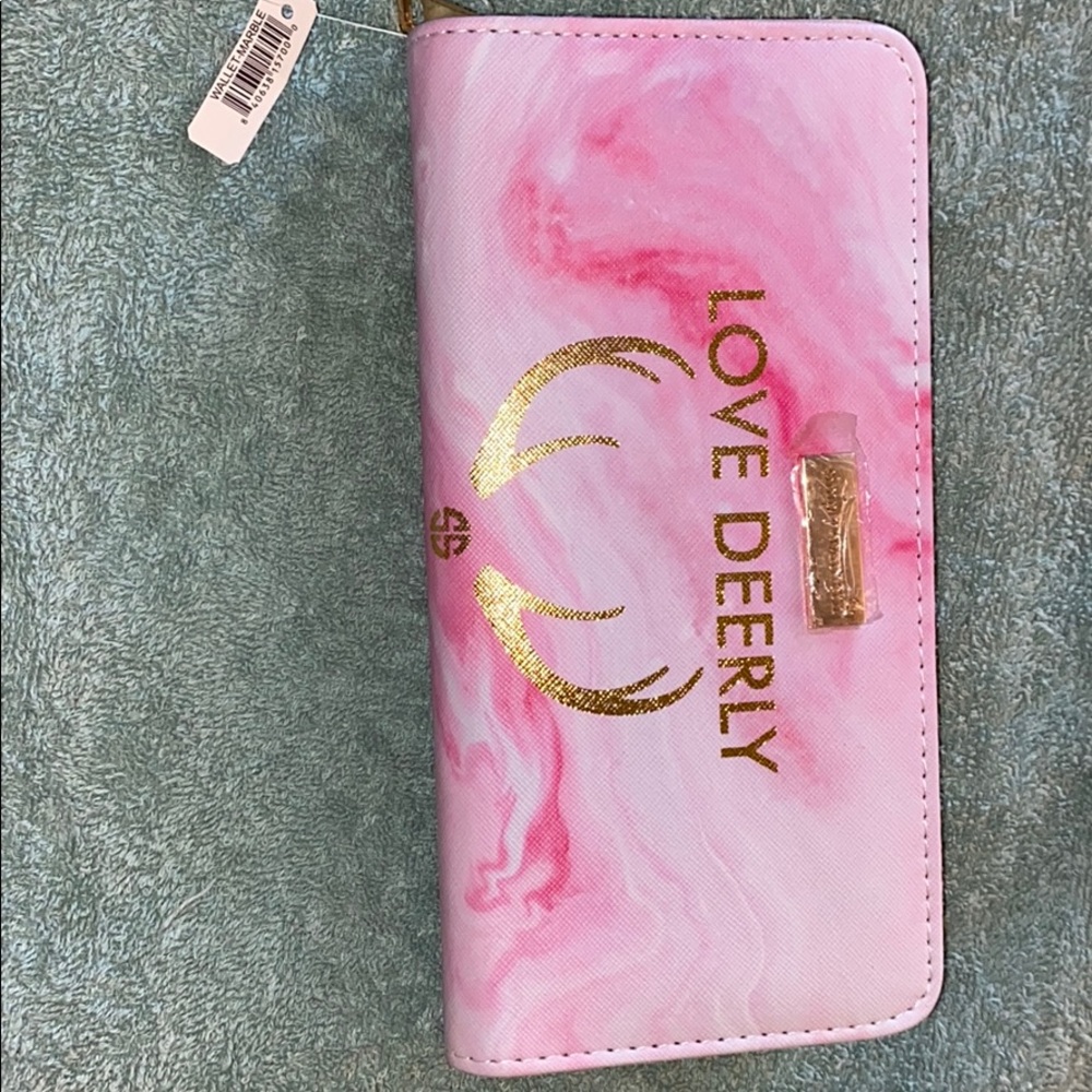 NWT! Simply Southern Wallet